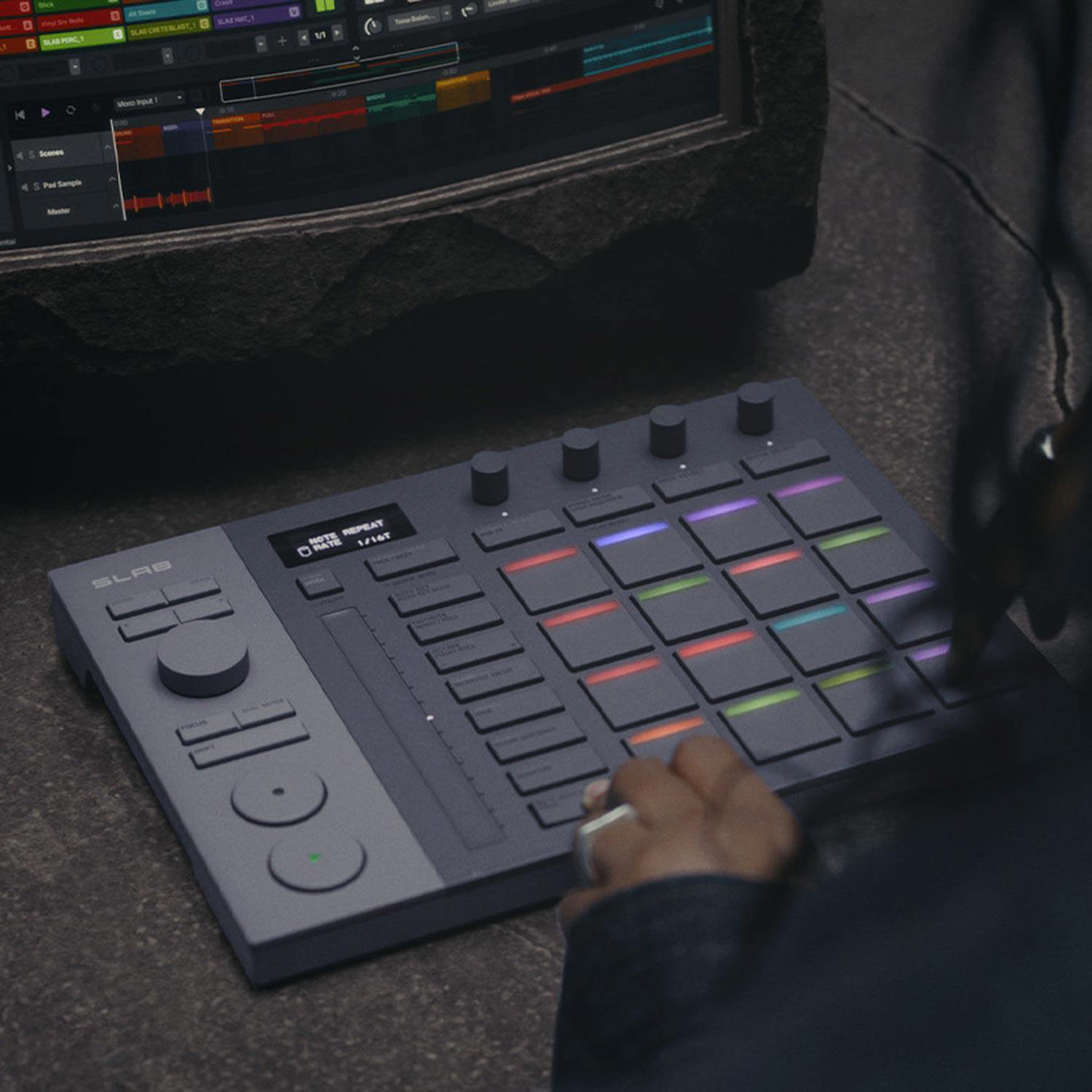 Pioneer AlphaTheta SLAB Serato - огляд і ціна Midi Controller Pad